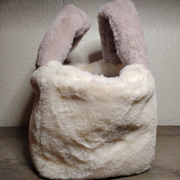 Mon Petit Bonheur Fuzzy Plush Tote Bag — Cozy / Soft Girl / Winter Aesthetic - Picture 8 of 9